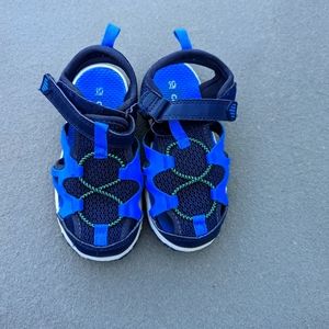 Like New Size 10 Carter's Easy On Sandals/Water Shoes